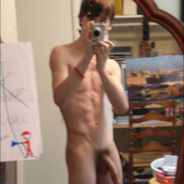 Dude Proud To Show His Dick On Cam