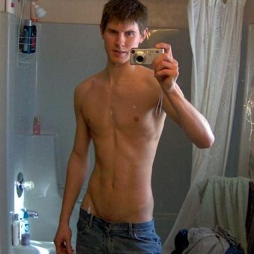 Cute And Fit Guy Hot Naked Picture
