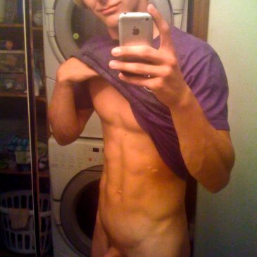 Blonde Hunk In Laundry Room Take Pic Of His Cock
