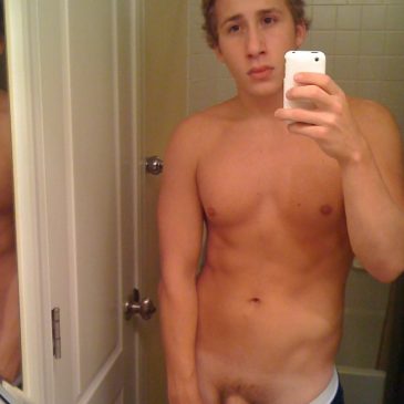 Cute Guy Take His Dick Out From His Undies